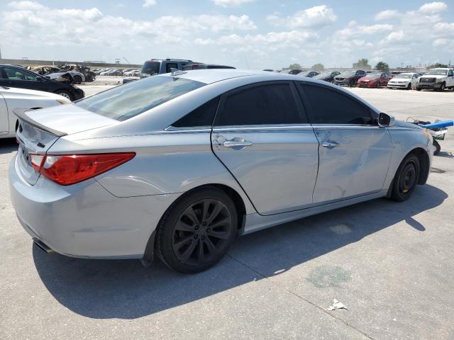 Photo 3 from auction – 2012 HYUNDAI SONATA SE with VIN 5NPEC4AB4CH477557