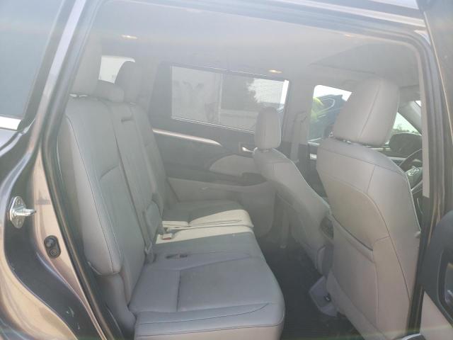 Photo 10 from auction – 2019 TOYOTA HIGHLANDER with VIN 5TDJZRFHXKS570955