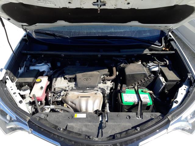 Photo 12 from auction – 2017 TOYOTA RAV4 LIMIT with VIN 2T3DFREV2HW619246