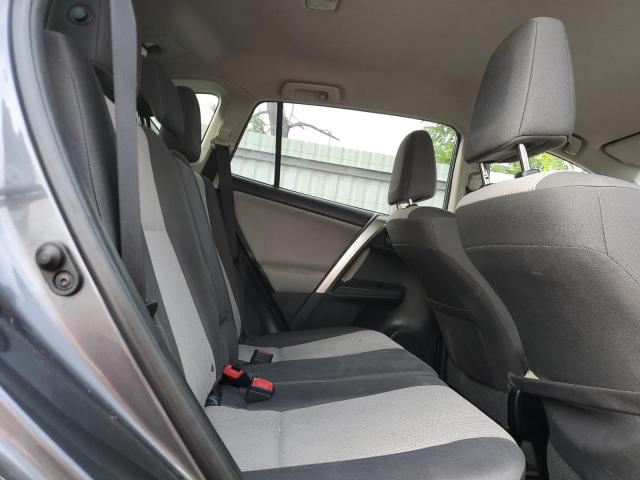 Photo 11 from auction – 2015 TOYOTA RAV4 LE with VIN JTMBFREV3FD153876