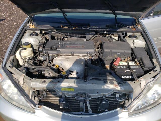 Photo 11 from auction – 2004 TOYOTA CAMRY LE with VIN 4T1BE32K94U788815