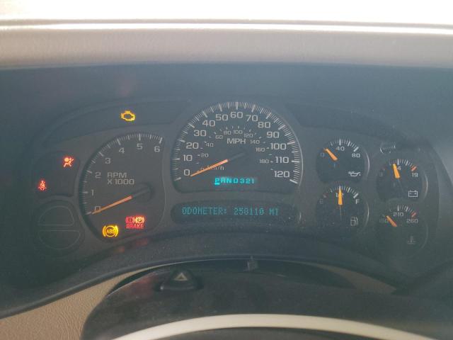 Photo 9 from auction – 2005 GMC NEW SIERRA with VIN 2GTEK13T051117309