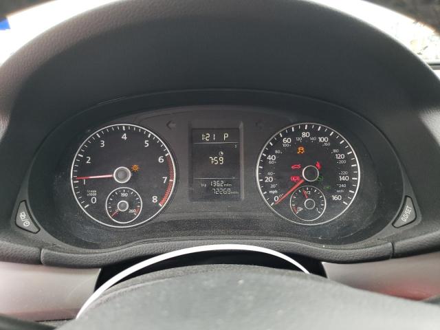 Photo 9 from auction – 2015 VOLKSWAGEN PASSAT S with VIN 1VWAS7A30FC110597