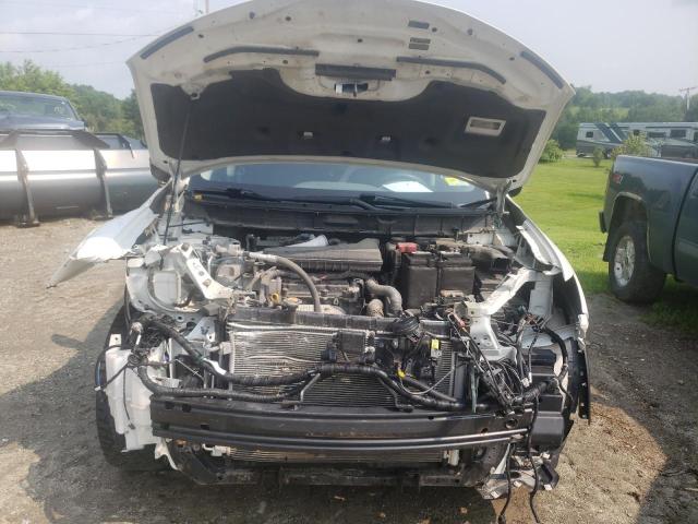 Photo 12 from auction – 2018 NISSAN ROGUE S with VIN 5N1AT2MV2JC839513