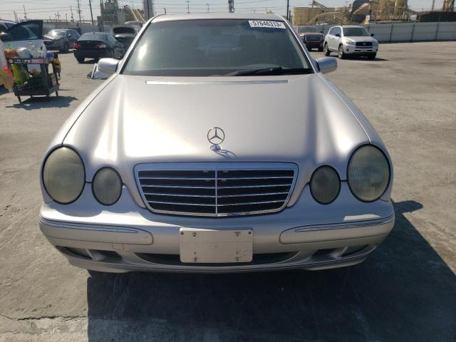 Photo 5 from auction – 2002 MERCEDES-BENZ E-CLASS with VIN WDBJF65J82B485159