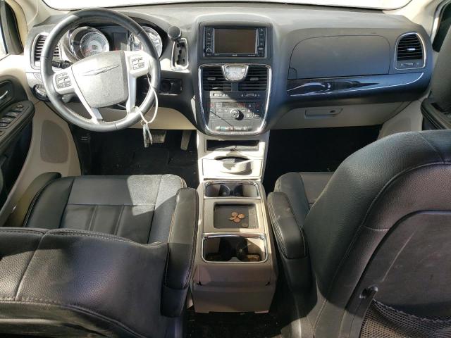 Photo 8 from auction – 2016 CHRYSLER TOWN & COU with VIN 2C4RC1BG6GR118410