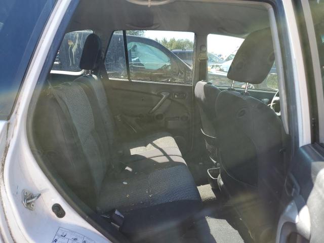 Photo 11 from auction – 2004 TOYOTA RAV4 with VIN JTEGD20V040038209