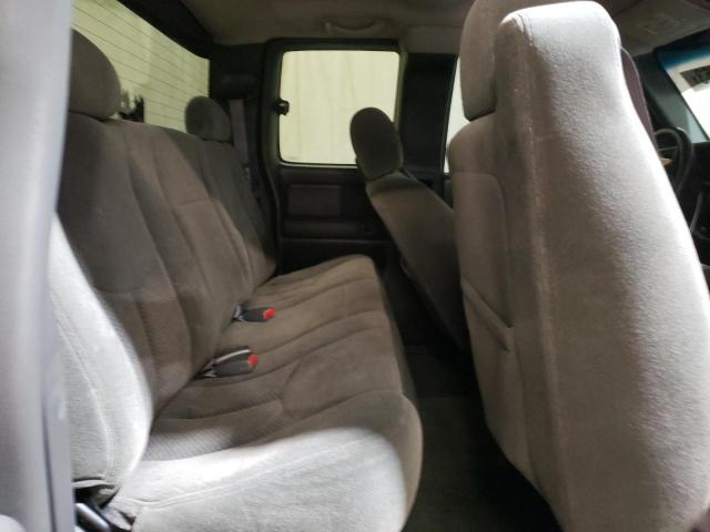 Photo 10 from auction – 2003 CHEVROLET SILVERADO with VIN 1GCHK29U03E272196