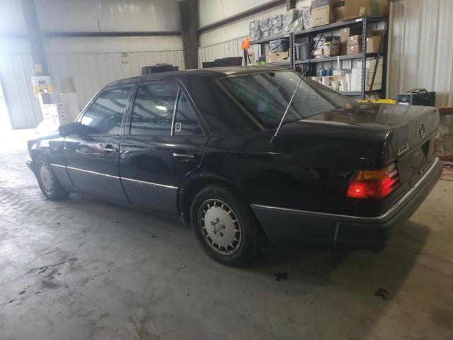 Photo 2 from auction – 1992 MERCEDES-BENZ 300 E with VIN WDBEA30DXNB591682