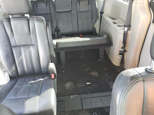 Photo 10 from auction – 2016 CHRYSLER TOWN & COU with VIN 2C4RC1BG6GR118410