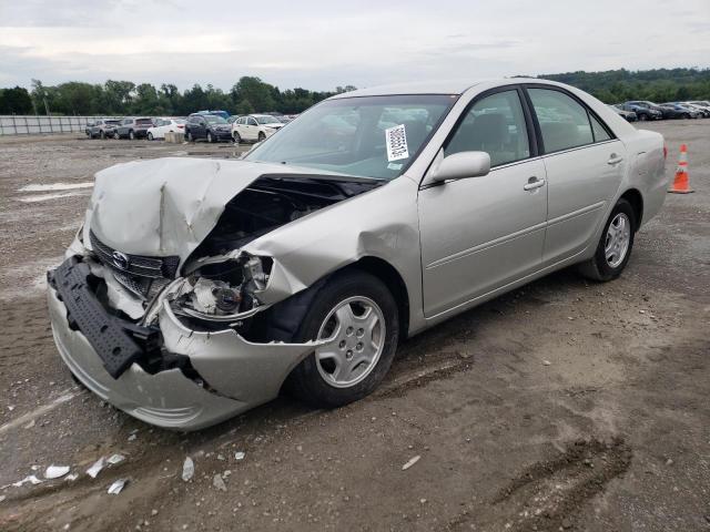 TOYOTA CAMRY LE 2003 with VIN 4T1BF32K53U565862 - Photo from auction