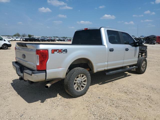 Photo 3 from auction – 2017 FORD F250 SUPER with VIN 1FT7W2B65HEE00970