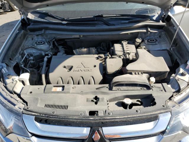 Photo 12 from auction – 2018 MITSUBISHI OUTLANDER with VIN JA4AD2A37JZ063956