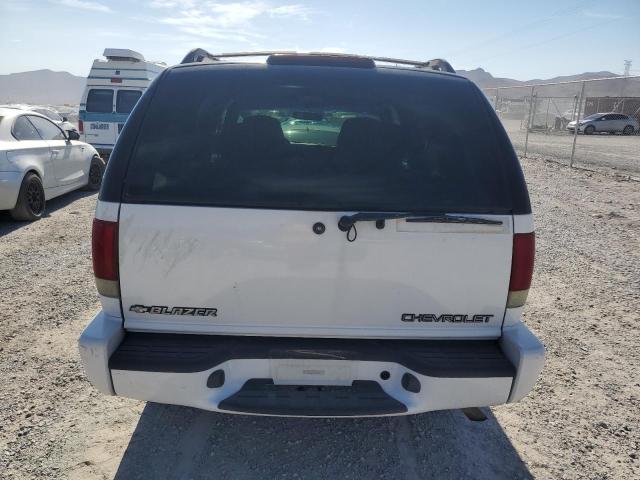 Photo 6 from auction – 2000 CHEVROLET BLAZER with VIN 1GNDT13W1YK139253