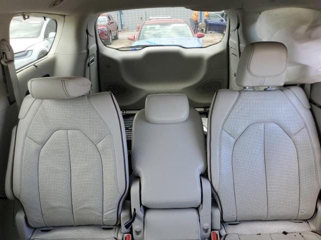Photo 10 from auction – 2017 CHRYSLER PACIFICA L with VIN 2C4RC1GG2HR811968