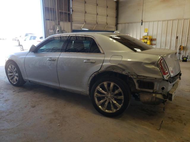 Photo 2 from auction – 2019 CHRYSLER 300 TOURIN with VIN 2C3CCAAGXKH745945