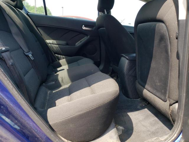 Photo 10 from auction – 2018 KIA FORTE LX with VIN 3KPFK4A75JE169916