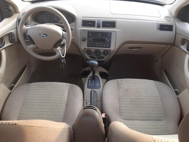 Photo 8 from auction – 2005 FORD FOCUS ZX4 with VIN 1FAFP34N05W112112
