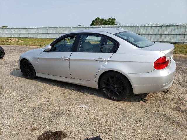 Photo 2 from auction – 2006 BMW 325 XI with VIN WBAVD13506KT80281
