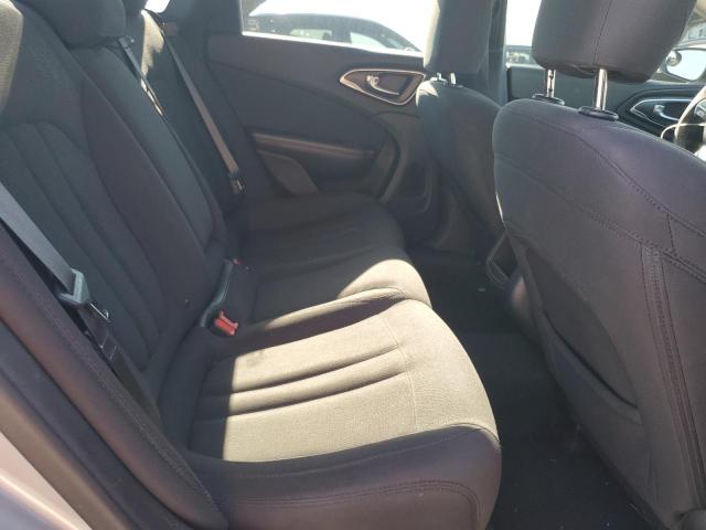 Photo 10 from auction – 2015 CHRYSLER 200 LIMITE with VIN 1C3CCCAB5FN572090