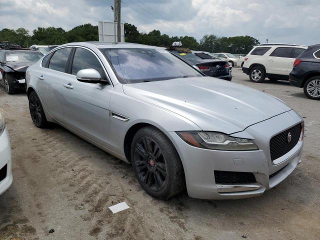 Photo 4 from auction – 2017 JAGUAR XF PREMIUM with VIN SAJBD4BVXHCY30171