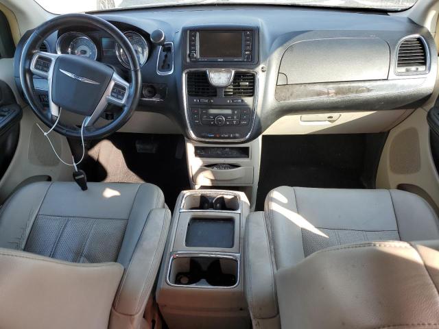 Photo 8 from auction – 2011 CHRYSLER TOWN & COU with VIN 2A4RR8DG4BR630495