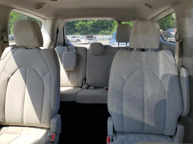 Photo 10 from auction – 2017 CHRYSLER PACIFICA L with VIN 2C4RC1CG4HR519972