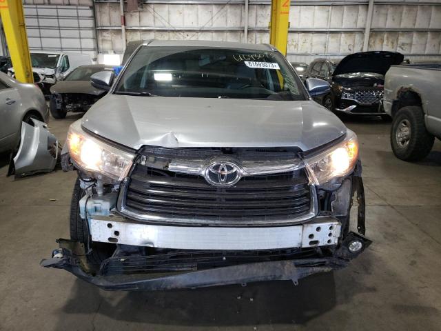 Photo 5 from auction – 2015 TOYOTA HIGHLANDER with VIN 5TDJKRFHXFS155077
