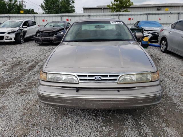 Photo 5 from auction – 1995 FORD CROWN VICT with VIN 2FALP74W2SX115242