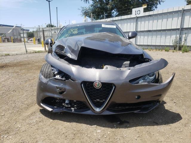 Photo 5 from auction – 2017 ALFA ROMEO GIULIA with VIN ZARFAEBN1H7557814