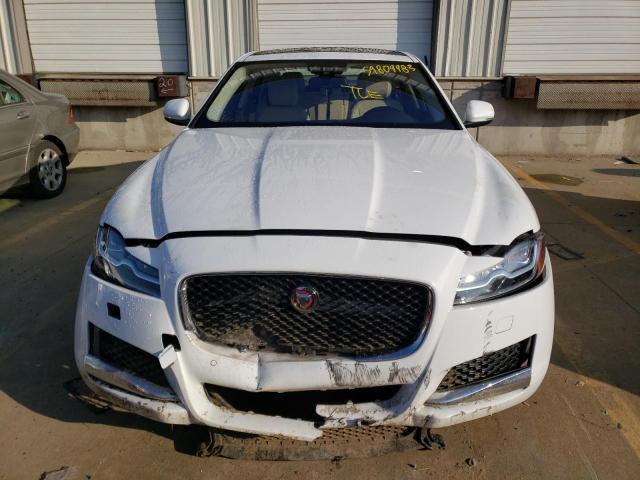Photo 5 from auction – 2016 JAGUAR XF PREMIUM with VIN SAJBJ4BV9GCY16849