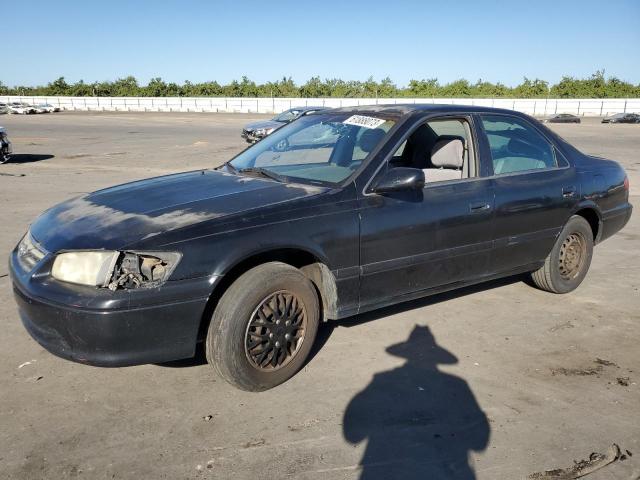 Photo 1 from auction – 2000 TOYOTA CAMRY CE with VIN 4T1BG22K4YU929719