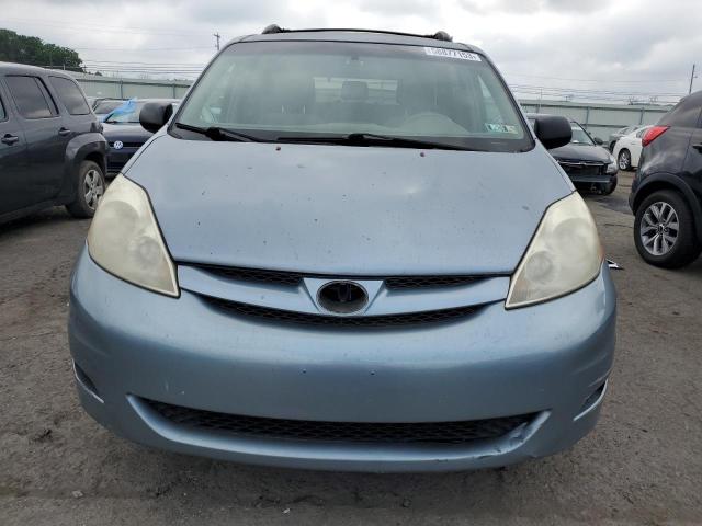 Photo 5 from auction – 2010 TOYOTA SIENNA CE with VIN 5TDKK4CC8AS293578