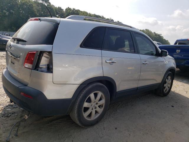 Photo 3 from auction – 2013 KIA SORENTO LX with VIN 5XYKT4A63DG419423