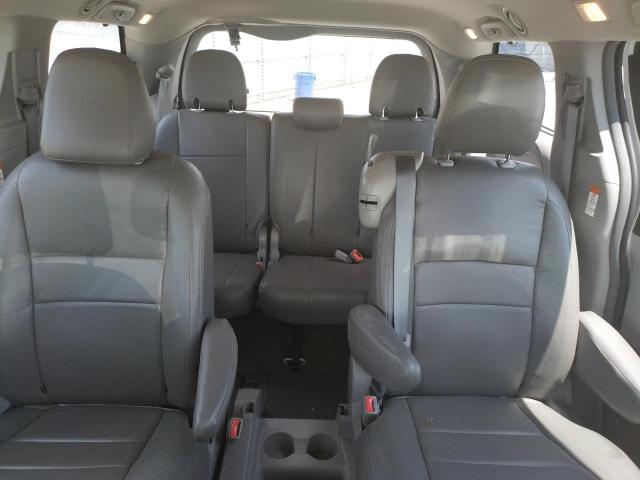 Photo 10 from auction – 2017 TOYOTA SIENNA LE with VIN 5TDKZ3DCXHS838372