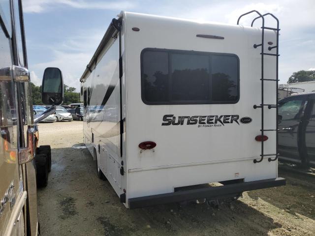 Photo 3 from auction – 2021 FORD ECONOLINE with VIN 1FDXE4FS4KDC60926
