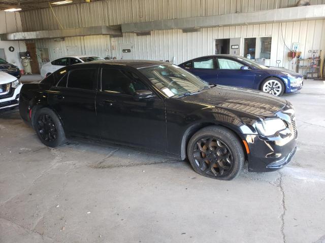 Photo 4 from auction – 2016 CHRYSLER 300 S with VIN 2C3CCAGG7GH244638