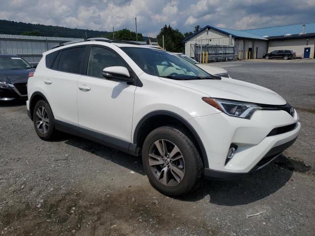 Photo 4 from auction – 2016 TOYOTA RAV4 XLE with VIN JTMRFREV4GJ093995