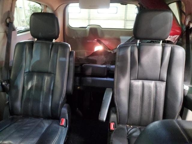 Photo 10 from auction – 2013 CHRYSLER TOWN & COU with VIN 2C4RC1BG9DR555779