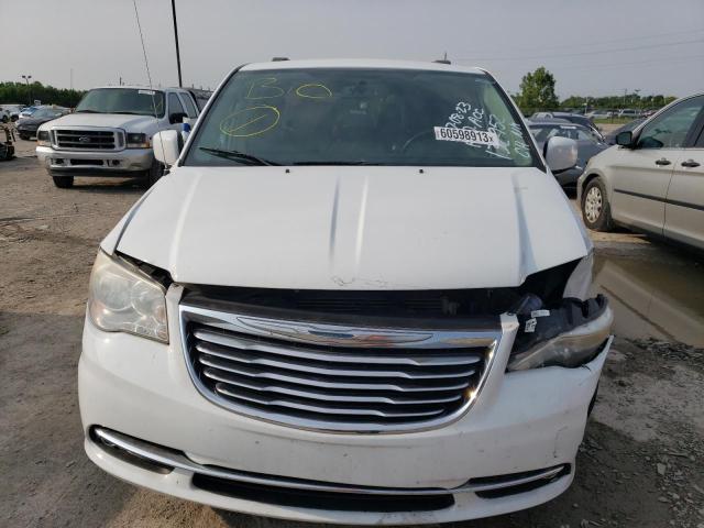 Photo 5 from auction – 2014 CHRYSLER TOWN & COU with VIN 2C4RC1BG6ER132952