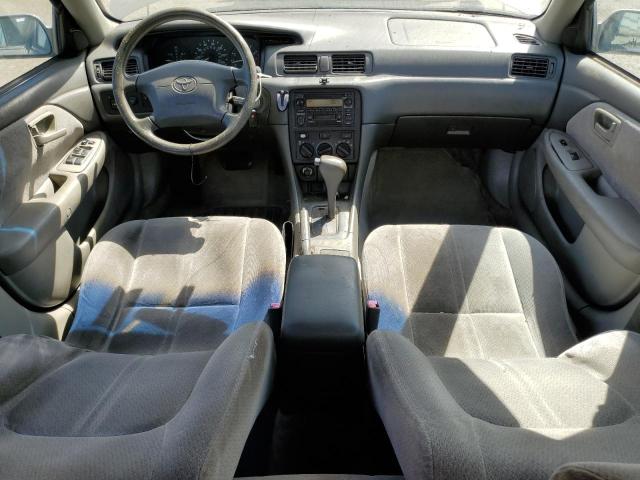 Photo 8 from auction – 2000 TOYOTA CAMRY LE with VIN 4T1BF22K1YU104028