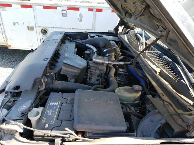 Photo 11 from auction – 2002 CHEVROLET SILVERADO with VIN 1GCJK331X2F112230