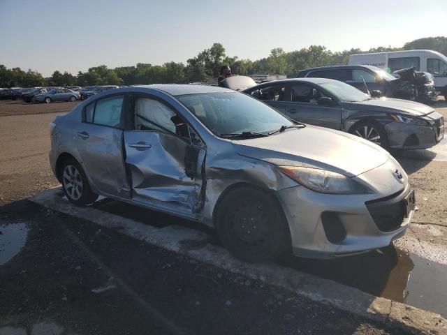 Photo 4 from auction – 2013 MAZDA 3 I with VIN JM1BL1TG3D1726577