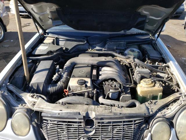 Photo 11 from auction – 1997 MERCEDES-BENZ E 300D with VIN WDBJF20F7VA351071