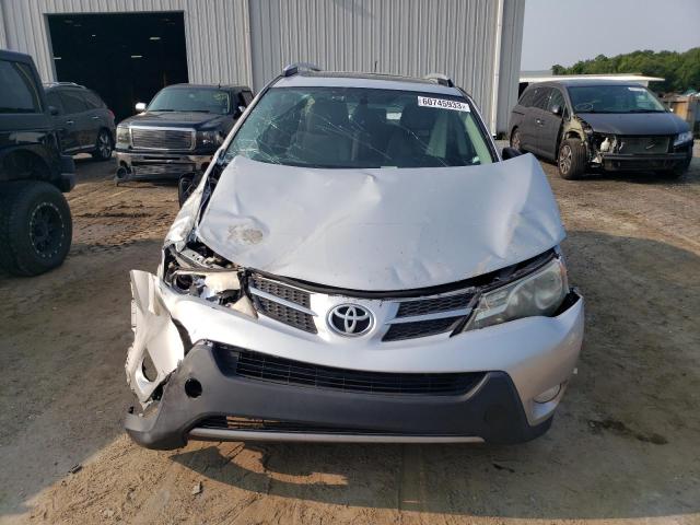 Photo 5 from auction – 2015 TOYOTA RAV4 LIMIT with VIN JTMYFREV2FD064584