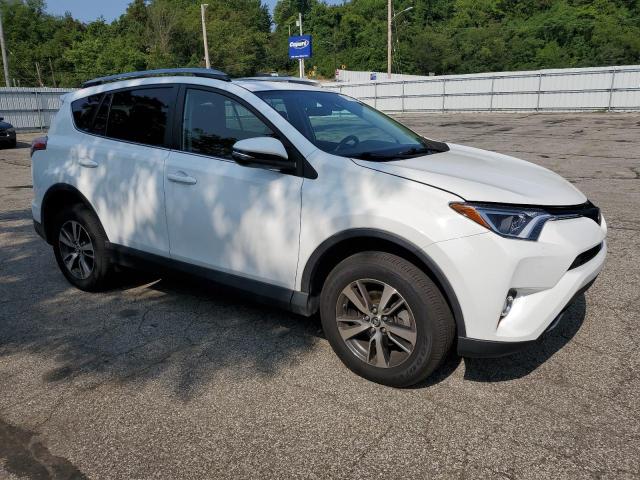 Photo 4 from auction – 2018 TOYOTA RAV4 ADVEN with VIN 2T3RFREV0JW749926