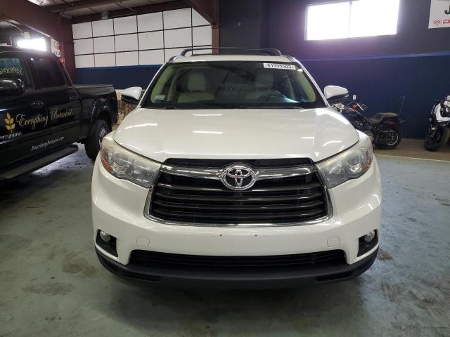 Photo 5 from auction – 2015 TOYOTA HIGHLANDER with VIN 5TDJKRFH6FS116034