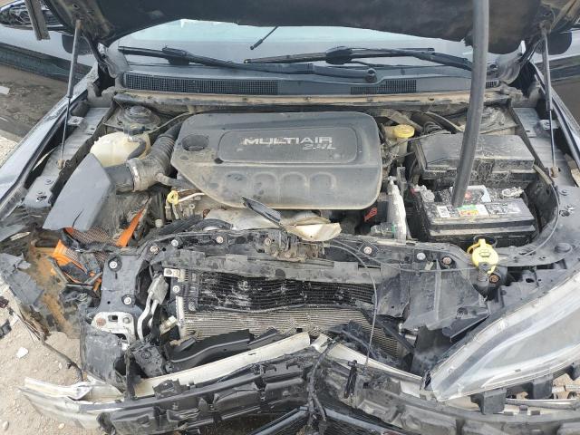Photo 11 from auction – 2015 CHRYSLER 200 S with VIN 1C3CCCBBXFN585268