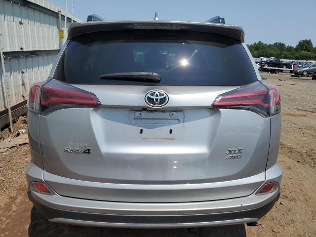 Photo 6 from auction – 2017 TOYOTA RAV4 XLE with VIN 2T3RFREV3HW671278