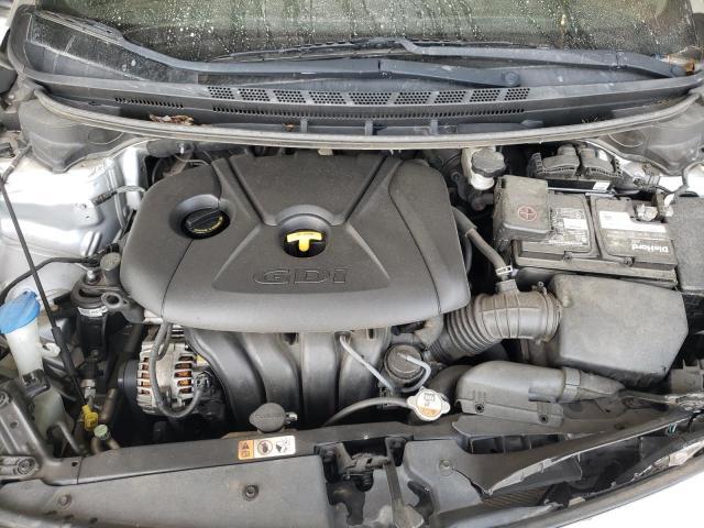 Photo 11 from auction – 2016 KIA FORTE LX with VIN KNAFK5A8XG5647196